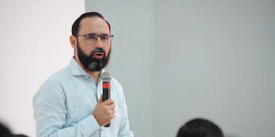 “Afinia debe ‘cambiar’ el tonito”: ministro de Minas y Energía en Cartagena
