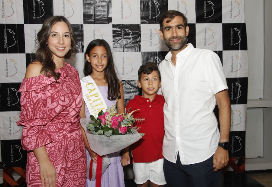 Imposición de banda Capitana Infantil 2024
