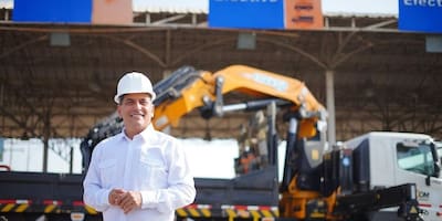 El 53% de la contratación del gobierno Dumek ha sido directa