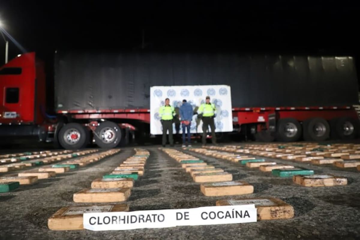 Capturan a hombre que ocultaba 20 kilos de cocaína en sacos de papas