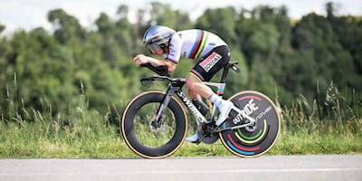 Remco Evenepoel arrasa en la crono y ya manda en el Dauphiné