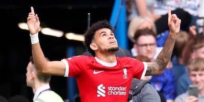 Luis Díaz anota su primer gol, pero Liverpool no pasó del empate ante Chelsea